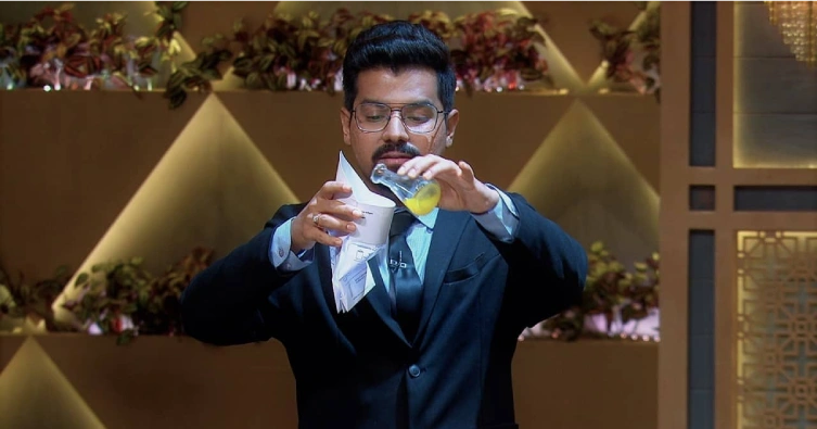 Peeschute – Pocket Toilets Startup